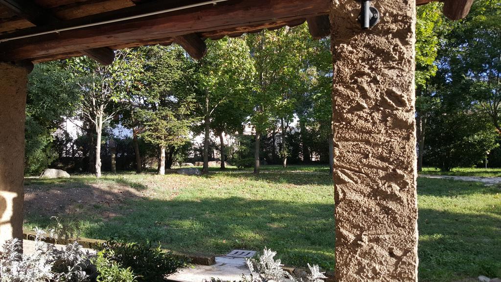 B&B Corte Bezzetti Volta Mantovana Exterior photo