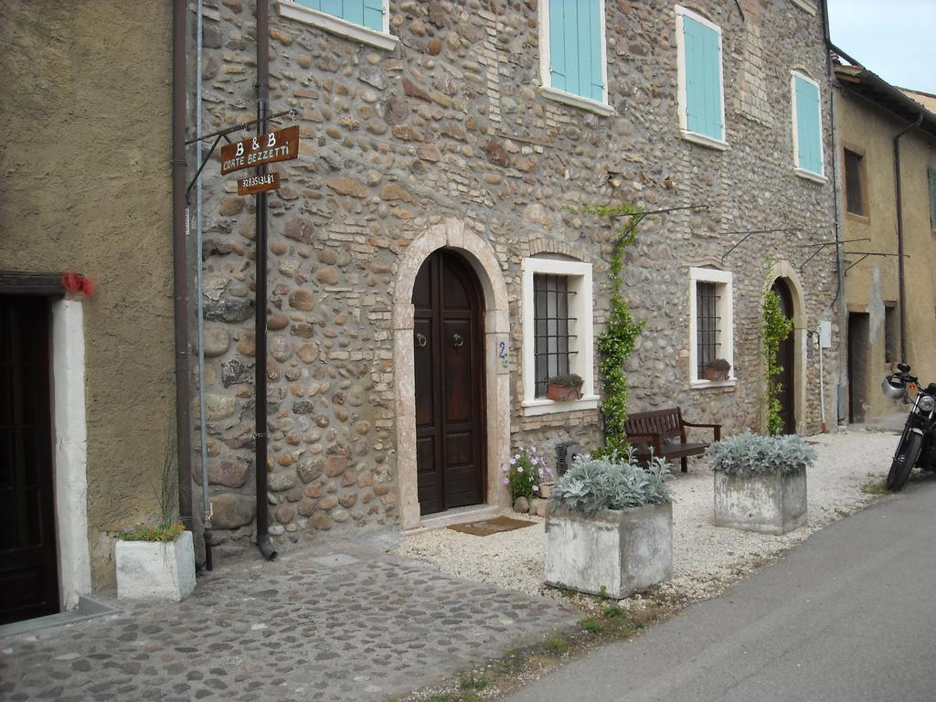 B&B Corte Bezzetti Volta Mantovana Exterior photo
